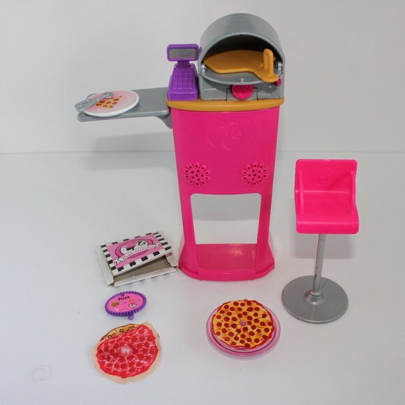 Mattel 2009 Barbie I Can Be A Pizza Chef Counter Accessories Oven 12 piece - Picture 1 of 10